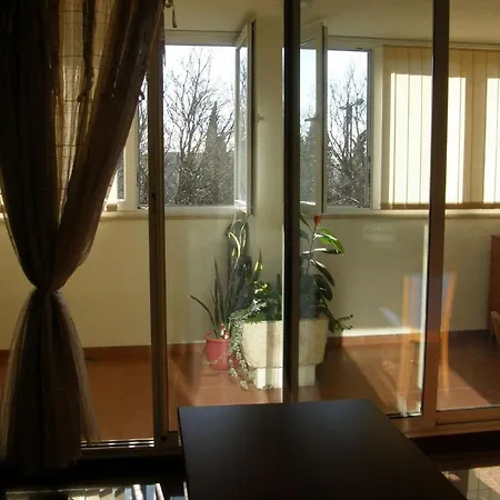 Snjeza - Spacious With Loggia * Split